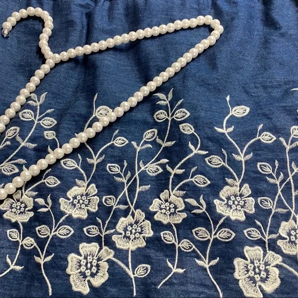 Westport Halter Top Floral Embroidered Denim Dress - Medium NWT - Picture 5 of 6